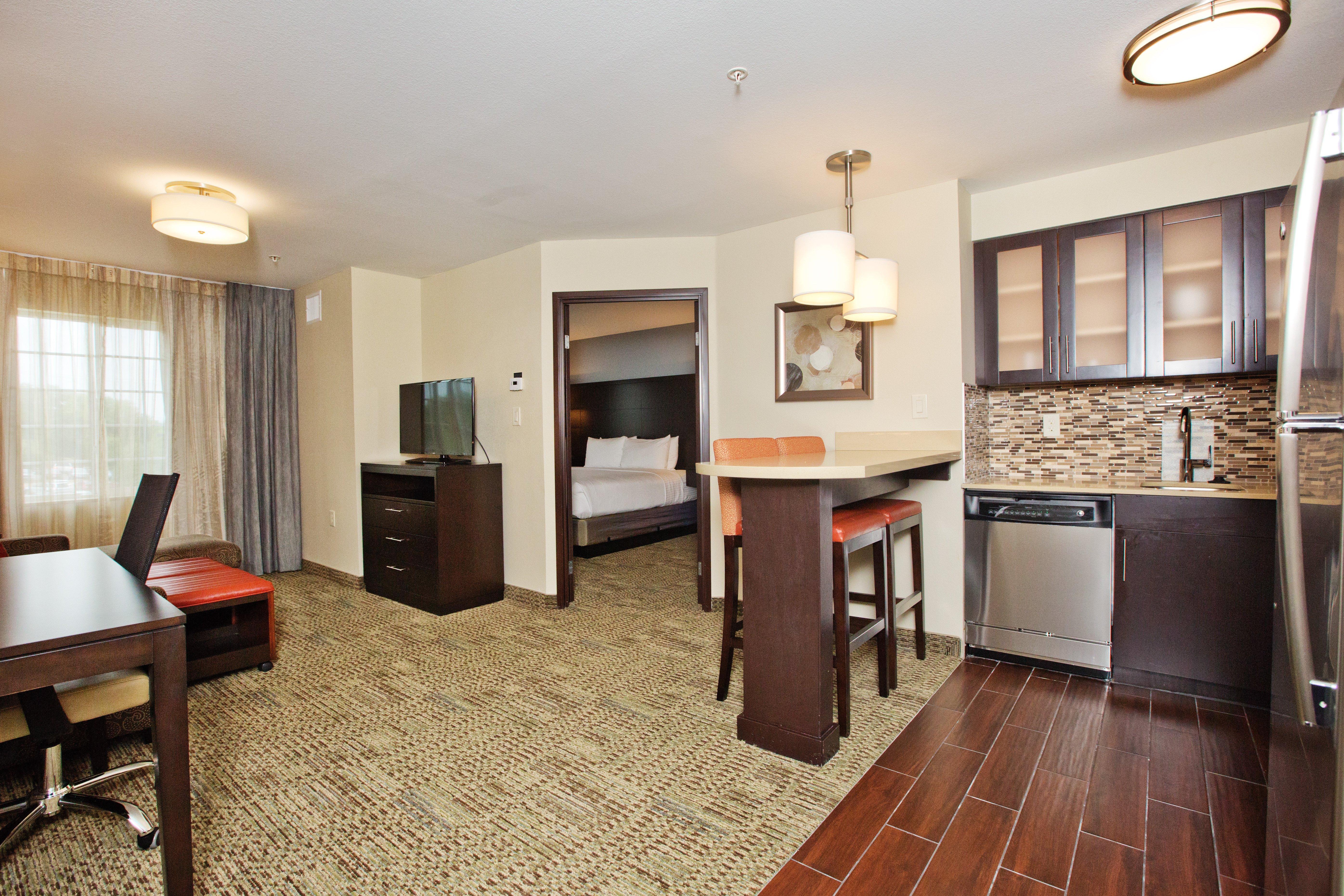 Staybridge Suites Austin South Interstate Hwy 35 By Ihg Exteriör bild