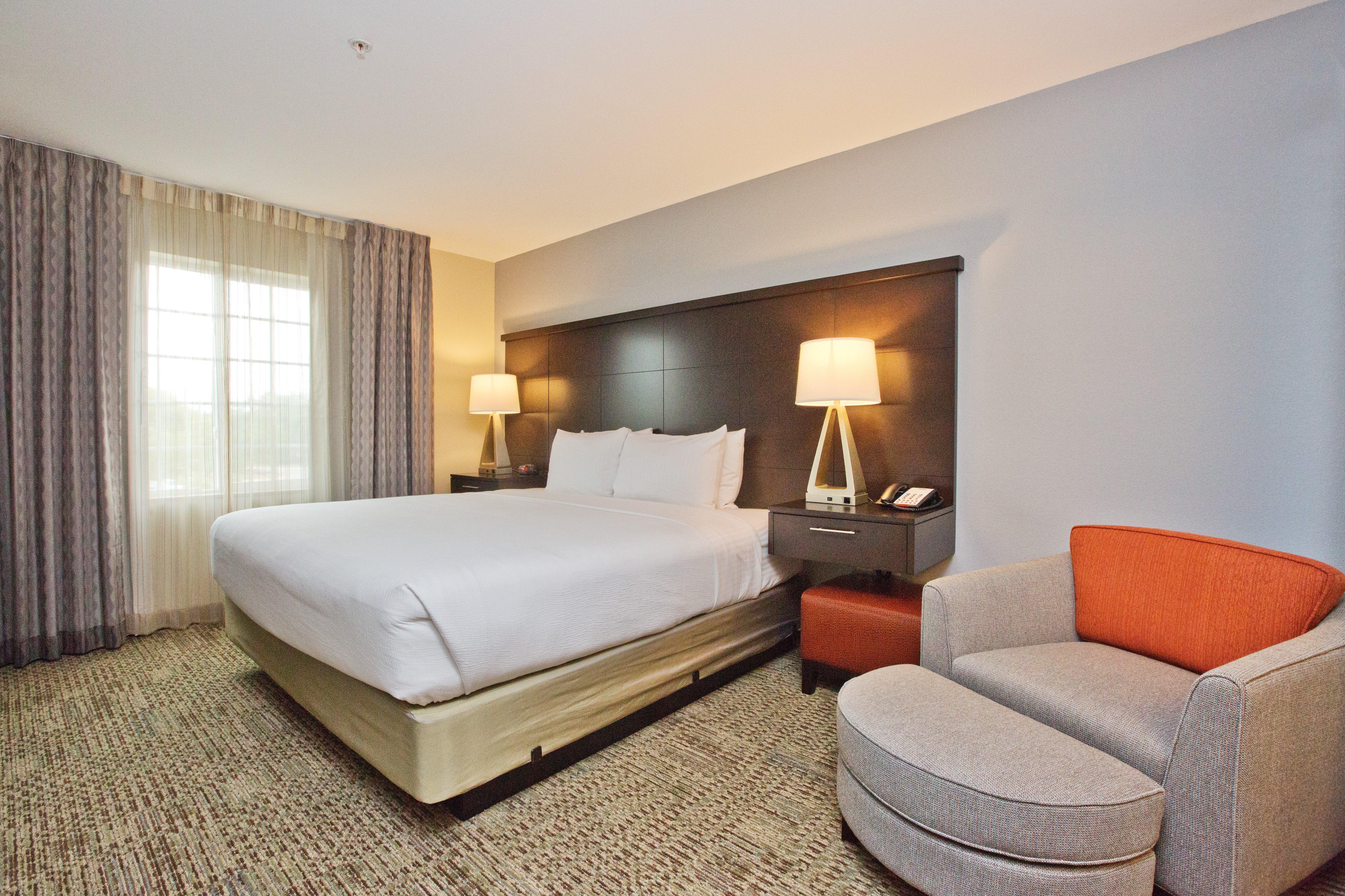 Staybridge Suites Austin South Interstate Hwy 35 By Ihg Exteriör bild