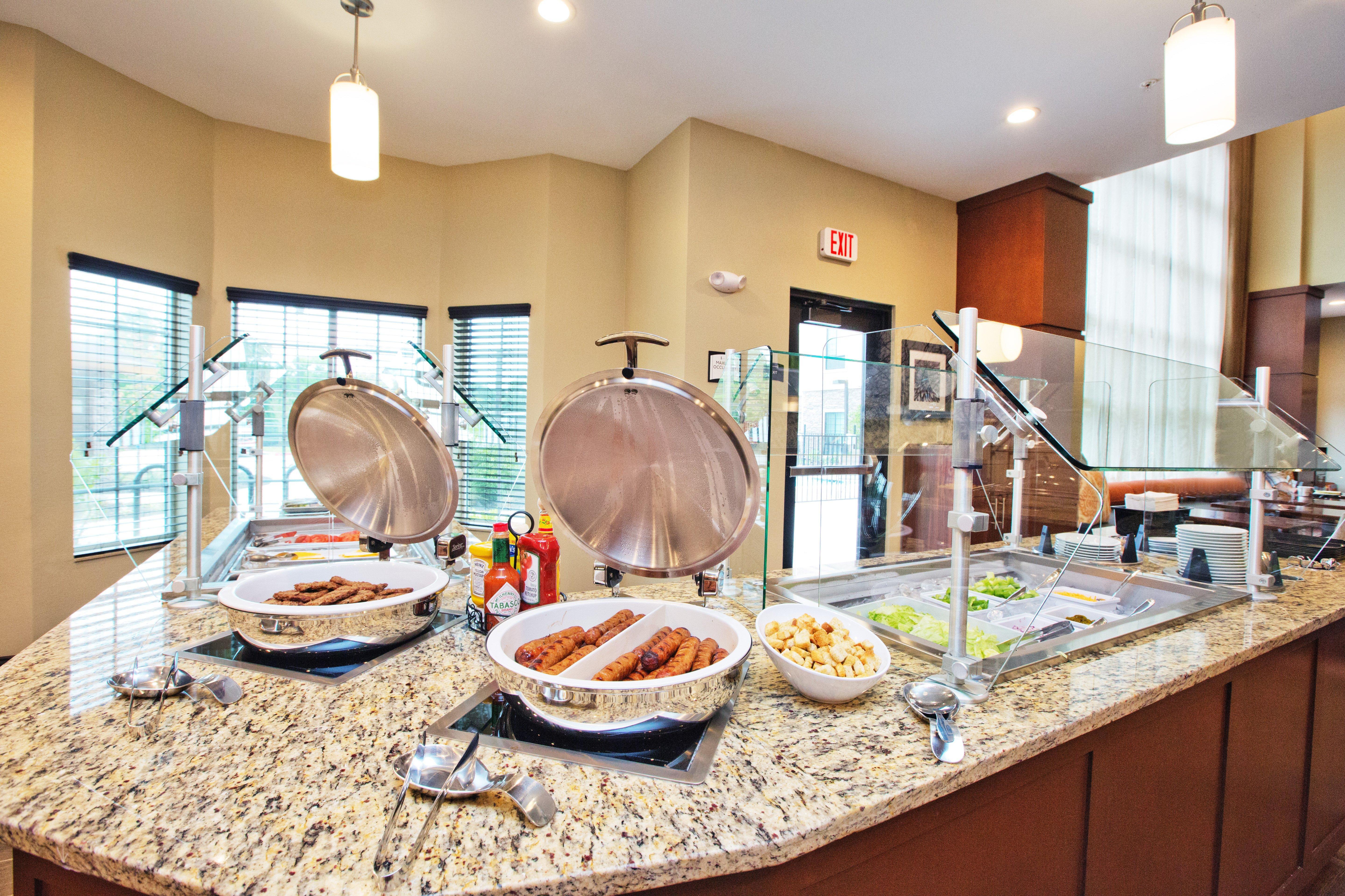 Staybridge Suites Austin South Interstate Hwy 35 By Ihg Exteriör bild