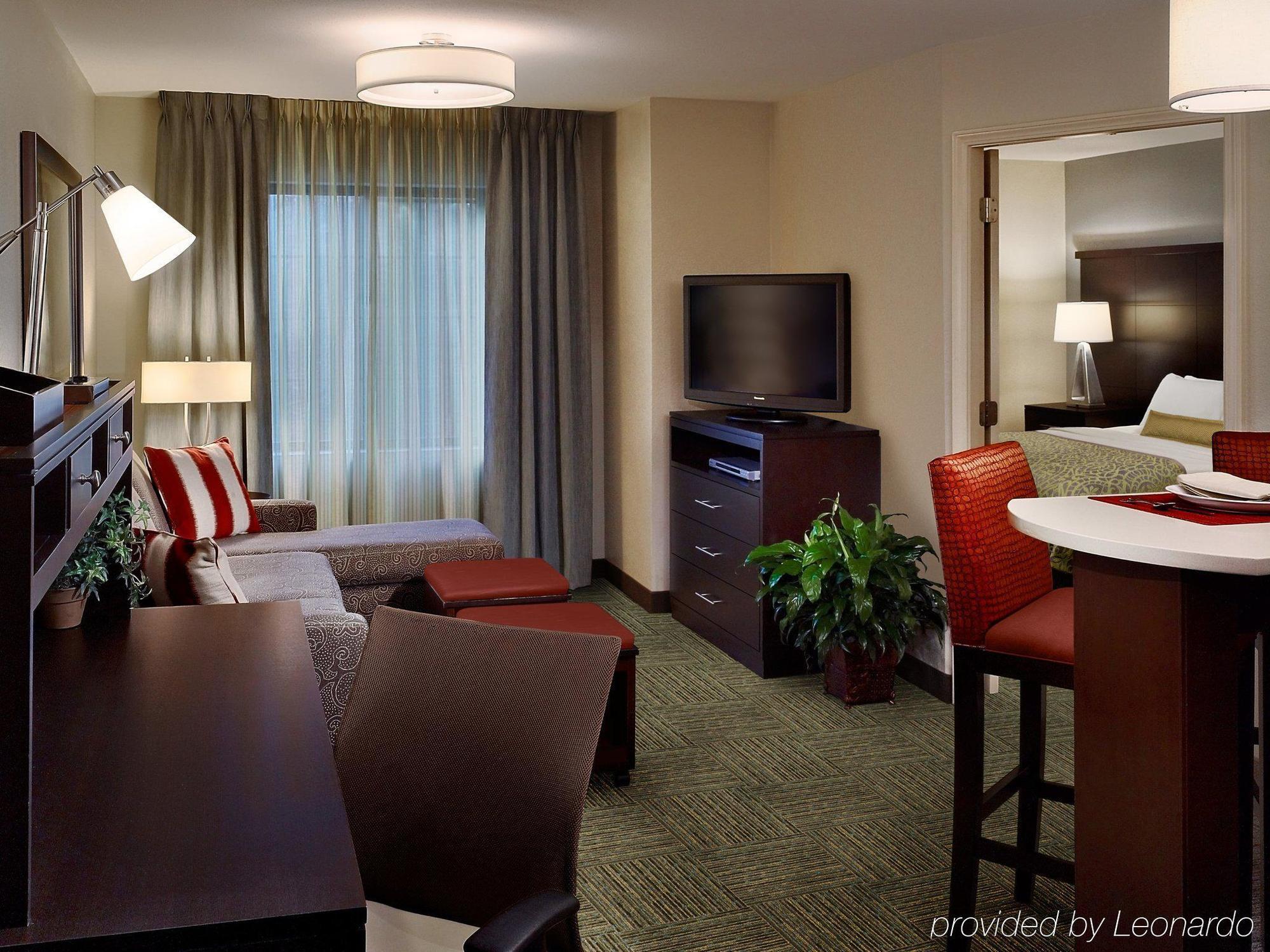 Staybridge Suites Austin South Interstate Hwy 35 By Ihg Exteriör bild