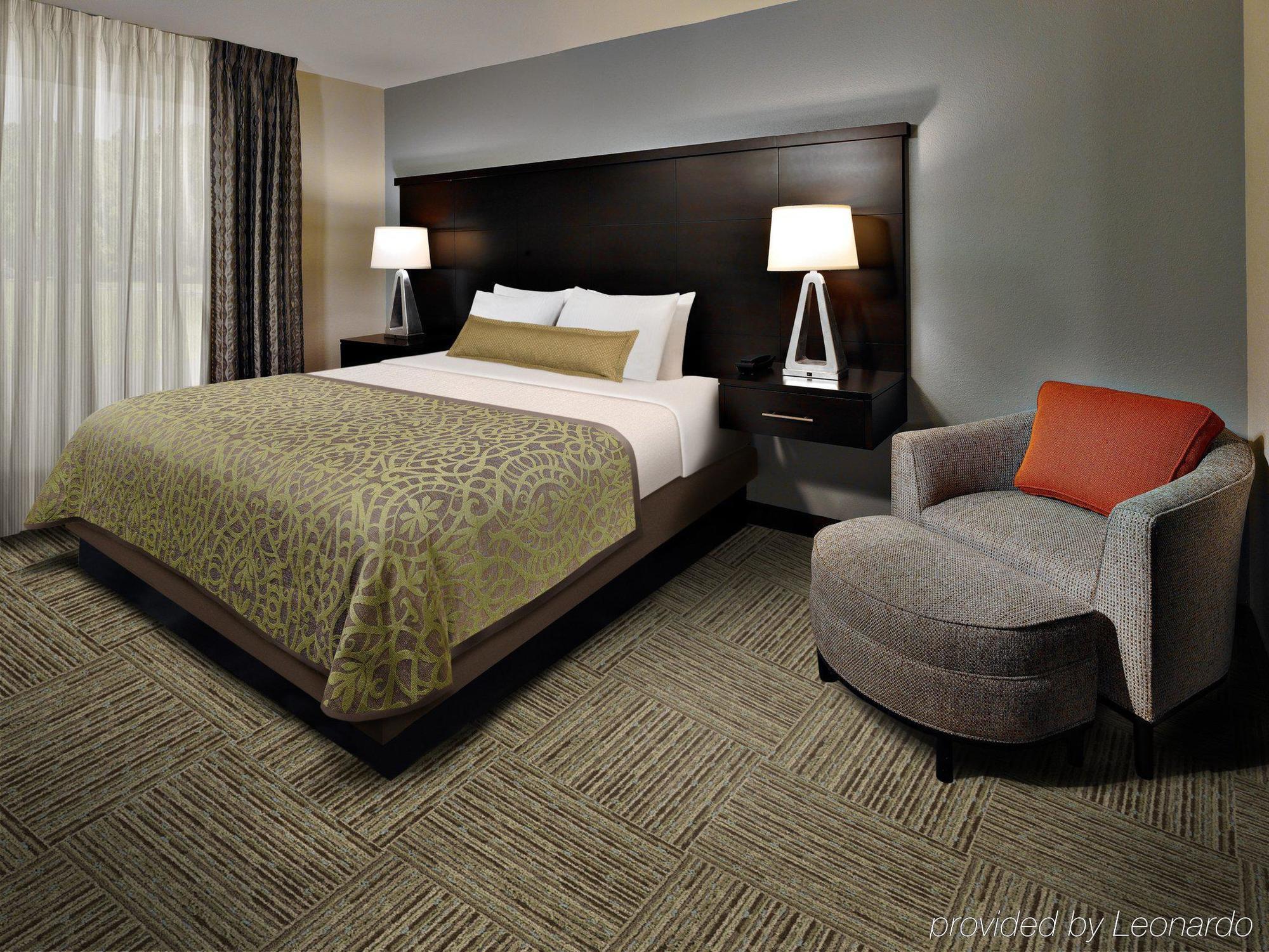 Staybridge Suites Austin South Interstate Hwy 35 By Ihg Exteriör bild